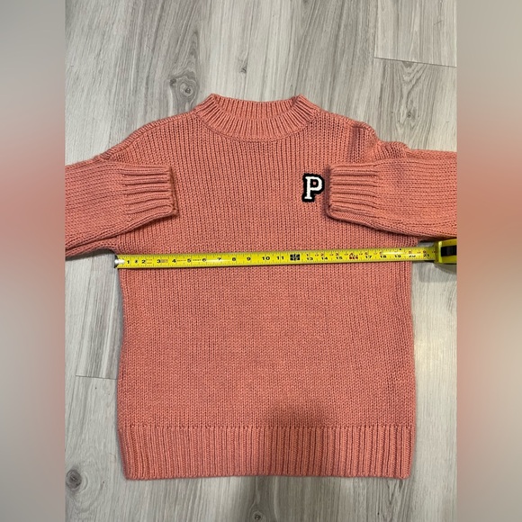 NWOT‎ PINK Victoria's Secret Pink Crew Neck Sweater with Ribbed Texture - Picture 5 of 7